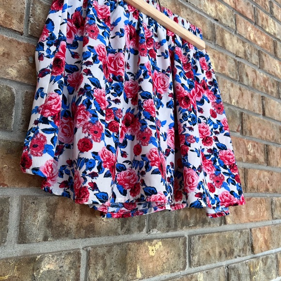 Streetwear Society Floral Skirt - Picture 4 of 9